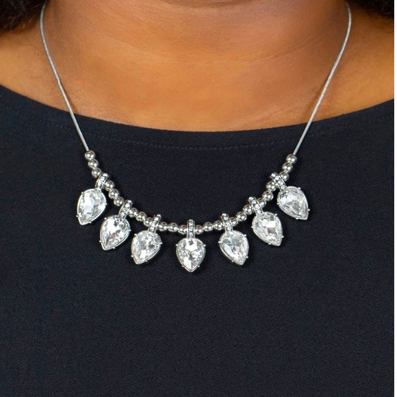 paparazzi Jewelry - Crown Jewel Couture - White Necklace
